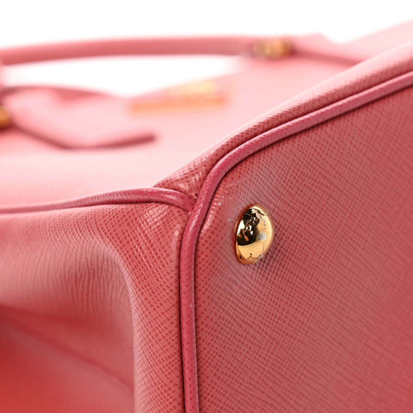 Saffiano Medium Galleria Double Zip Tote Geranio