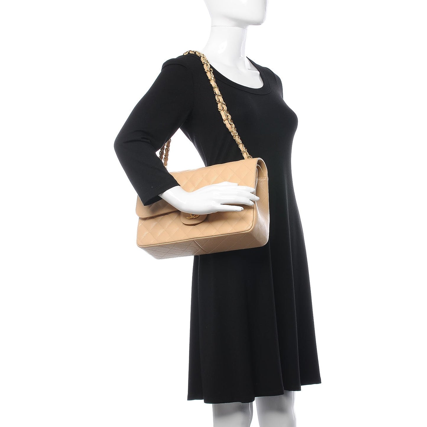 Caviar Quilted Jumbo Double Flap Beige Clair