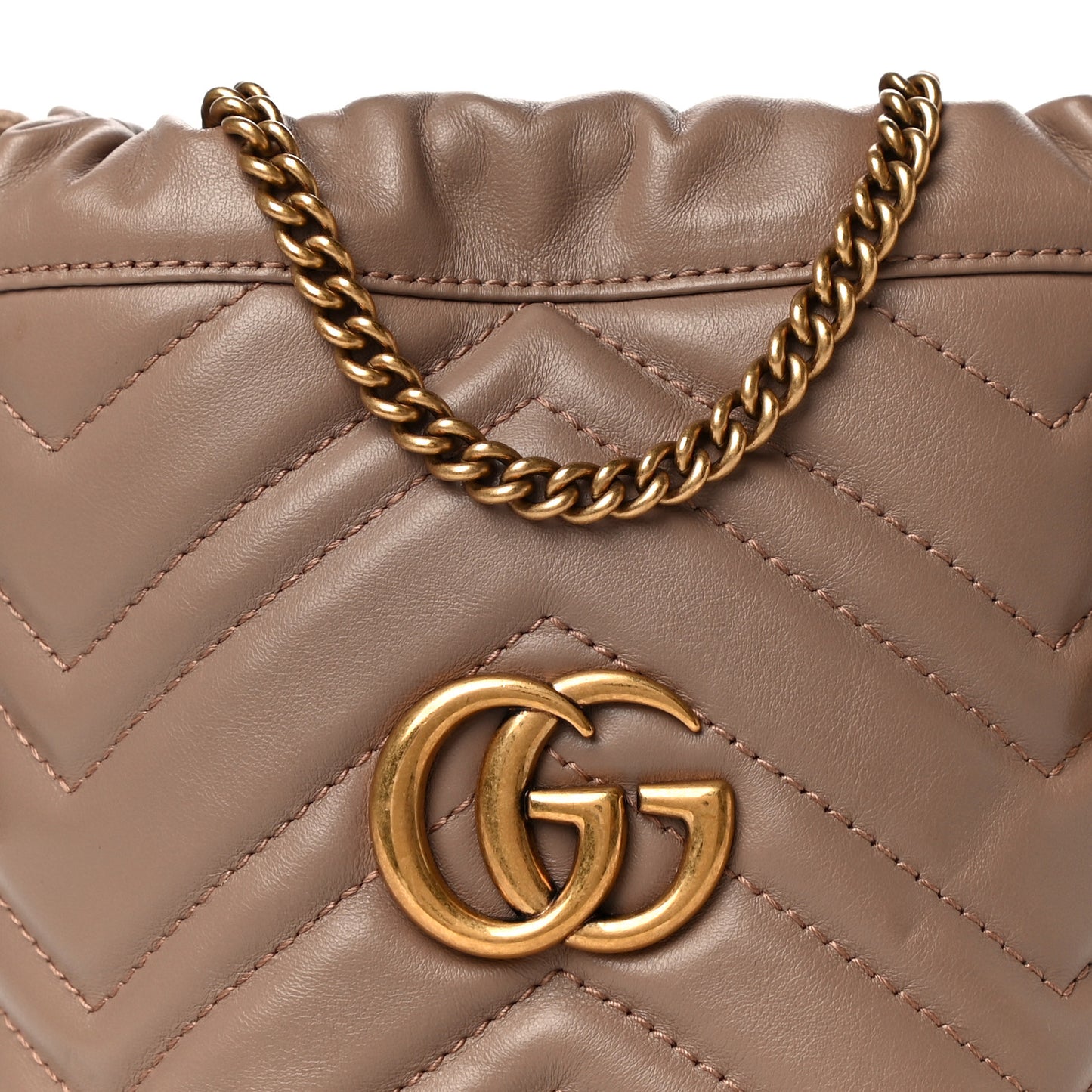 Calfskin Matelasse Mini GG Marmont 2.0 Bucket Bag Porcelain Rose