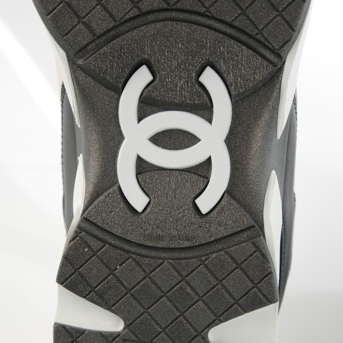 Suede Calfskin CC Sneakers 37 White Grey