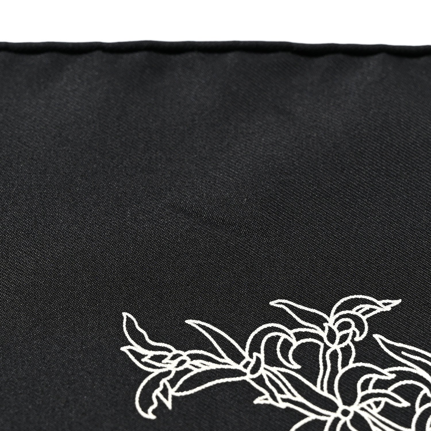 Hermes Silk Robe Legere Scarf 90 Black White 7 of 8