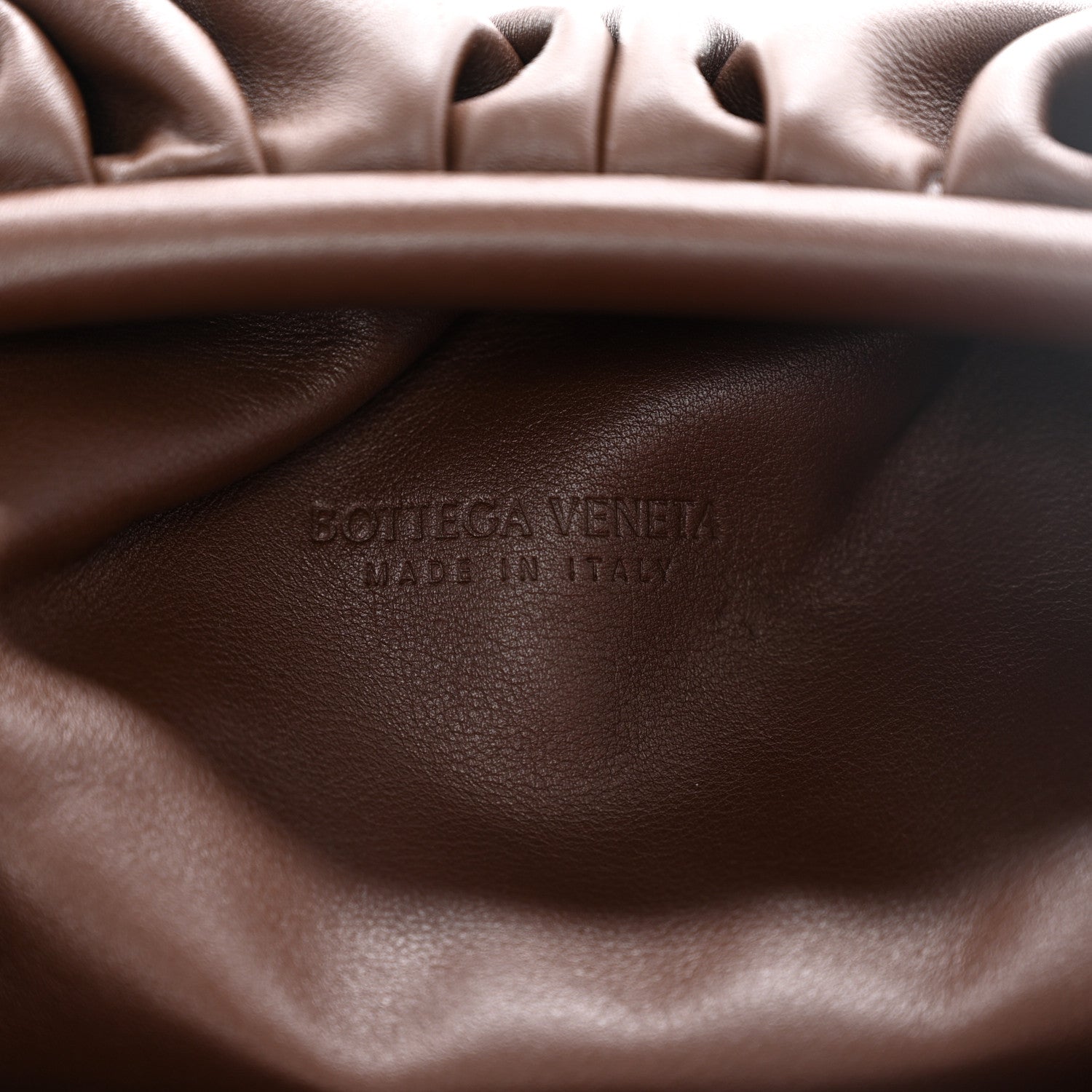 Bottega Veneta Smooth Butter Calf The Pouch Oversized Clutch Brownie 6 of 8