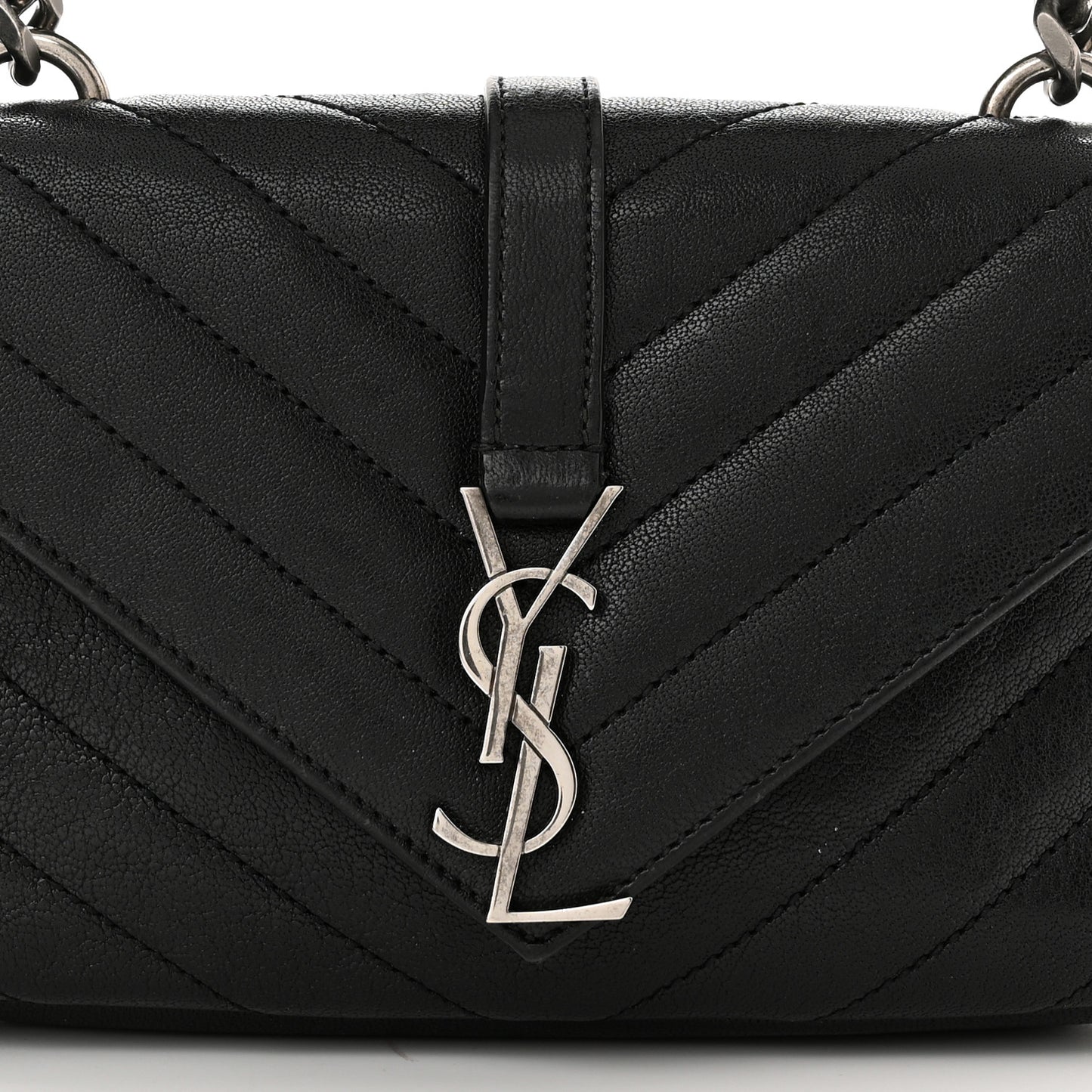 Sheepskin Matelasse Chevron Monogram College Chain Wallet Black