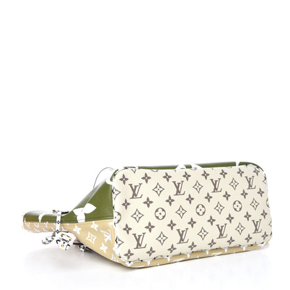 Louis Vuitton Monogram Giant Neverfull MM Kaki 6 of 10