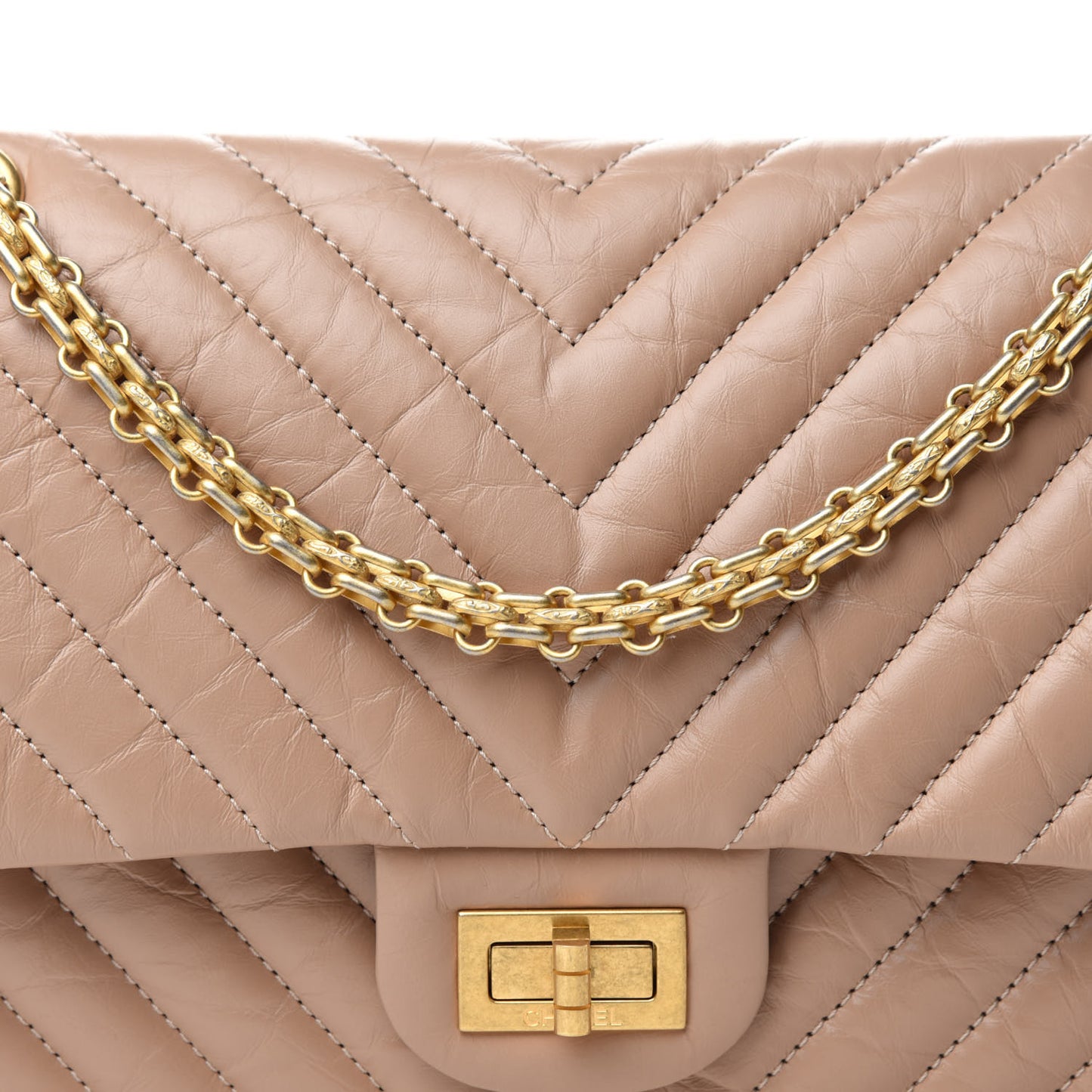 Aged Calfskin Chevron Quilted 2.55 Reissue 225 Flap Beige