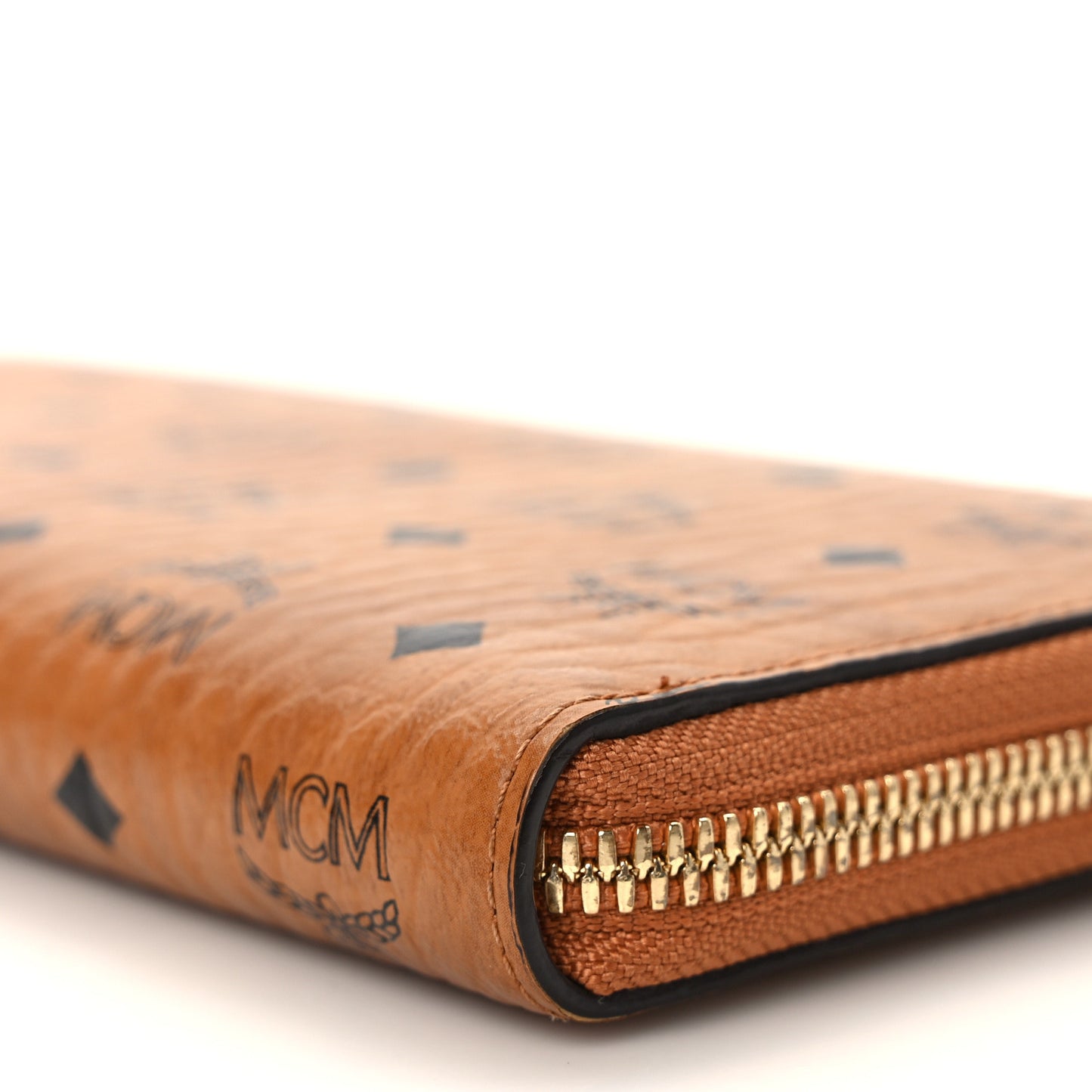 Visetos Large Zip Around Wallet Cognac