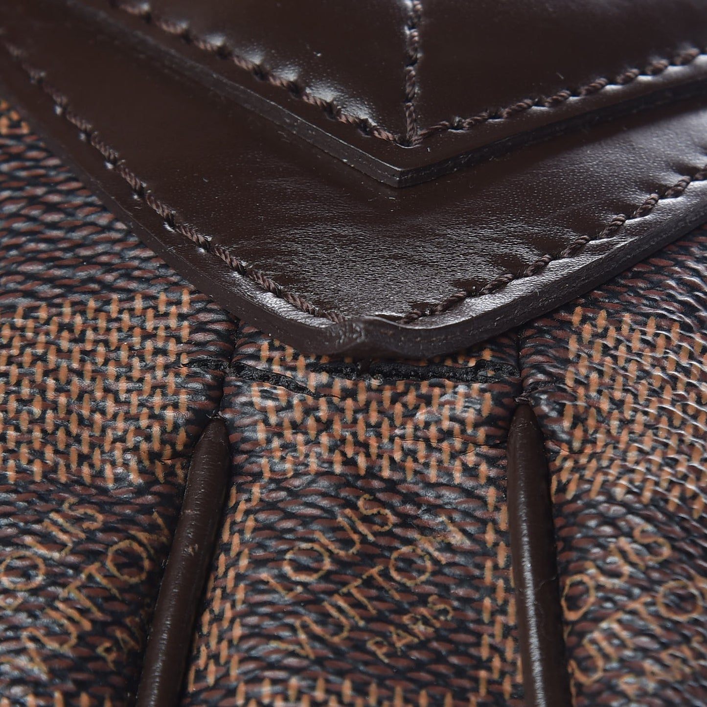 Damier Ebene Evora MM