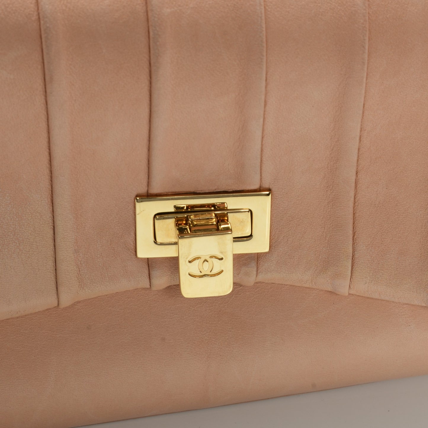 Vertical Quilt Lambskin Accordion Flap Light Pink