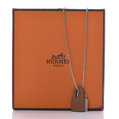 Hermes Swift Small O'Kelly Pendant Necklace Gold 7 of 7