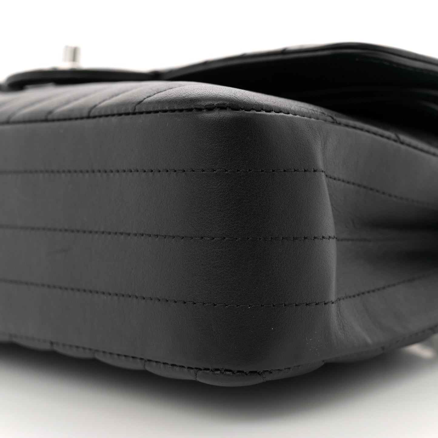 Calfskin Chevron Quilted Medium Double Flap Black