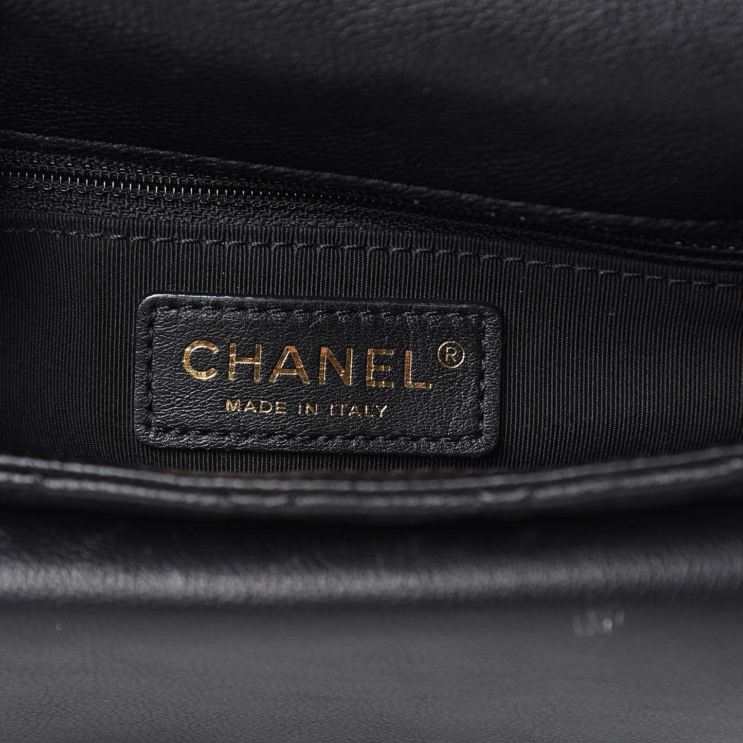 Grained Calfskin Quilted Messenger Flap Black
