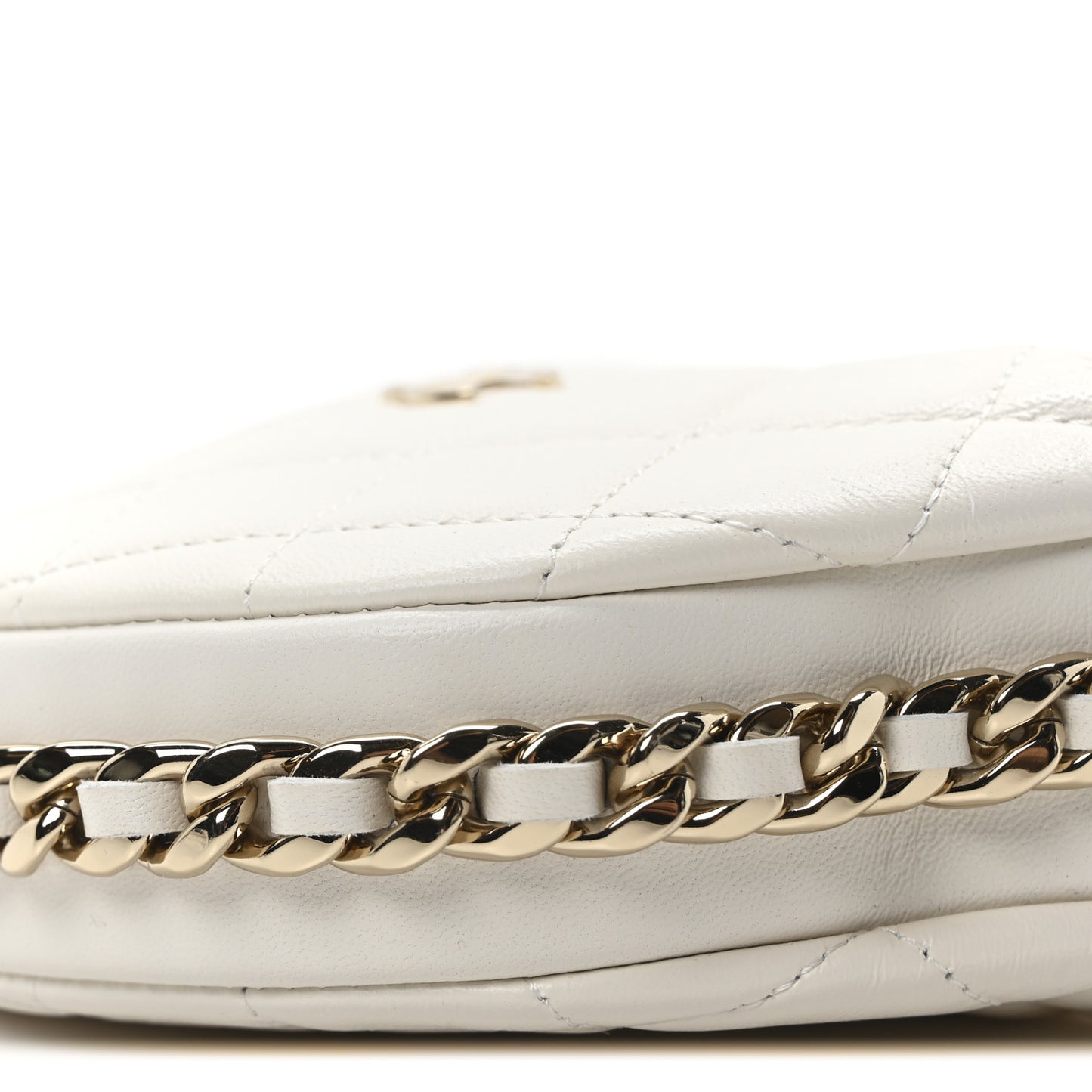 Lambskin Quilted Chain Around Pouch White