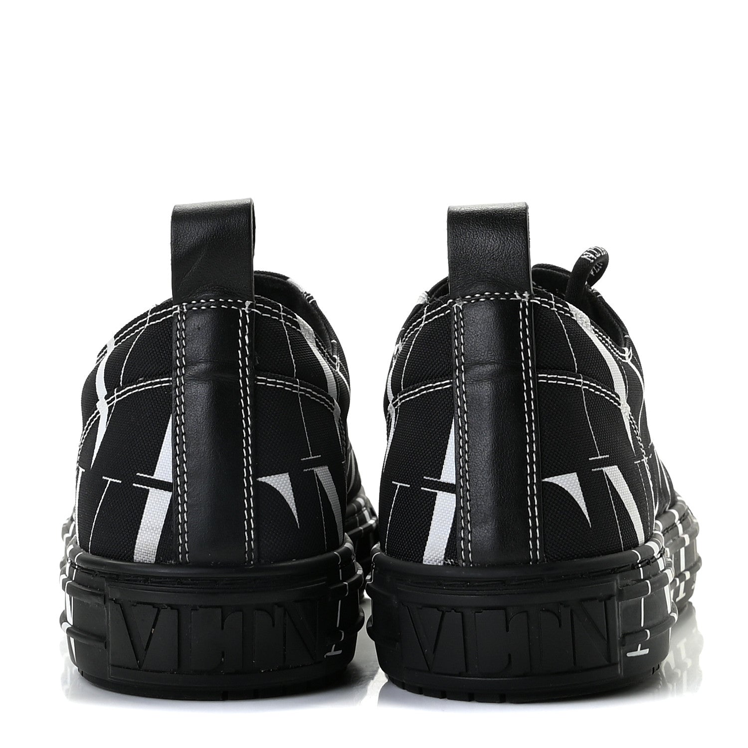 Valentino Garavani Nylon Mens Allover VLTN Logo Sneakers 41 Black White 5 of 12