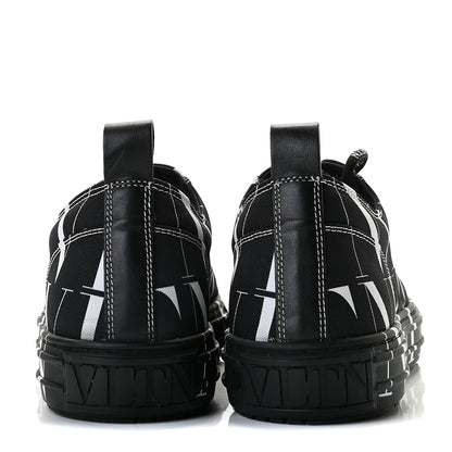 Valentino Garavani Nylon Mens Allover VLTN Logo Sneakers 41 Black White 5 of 12