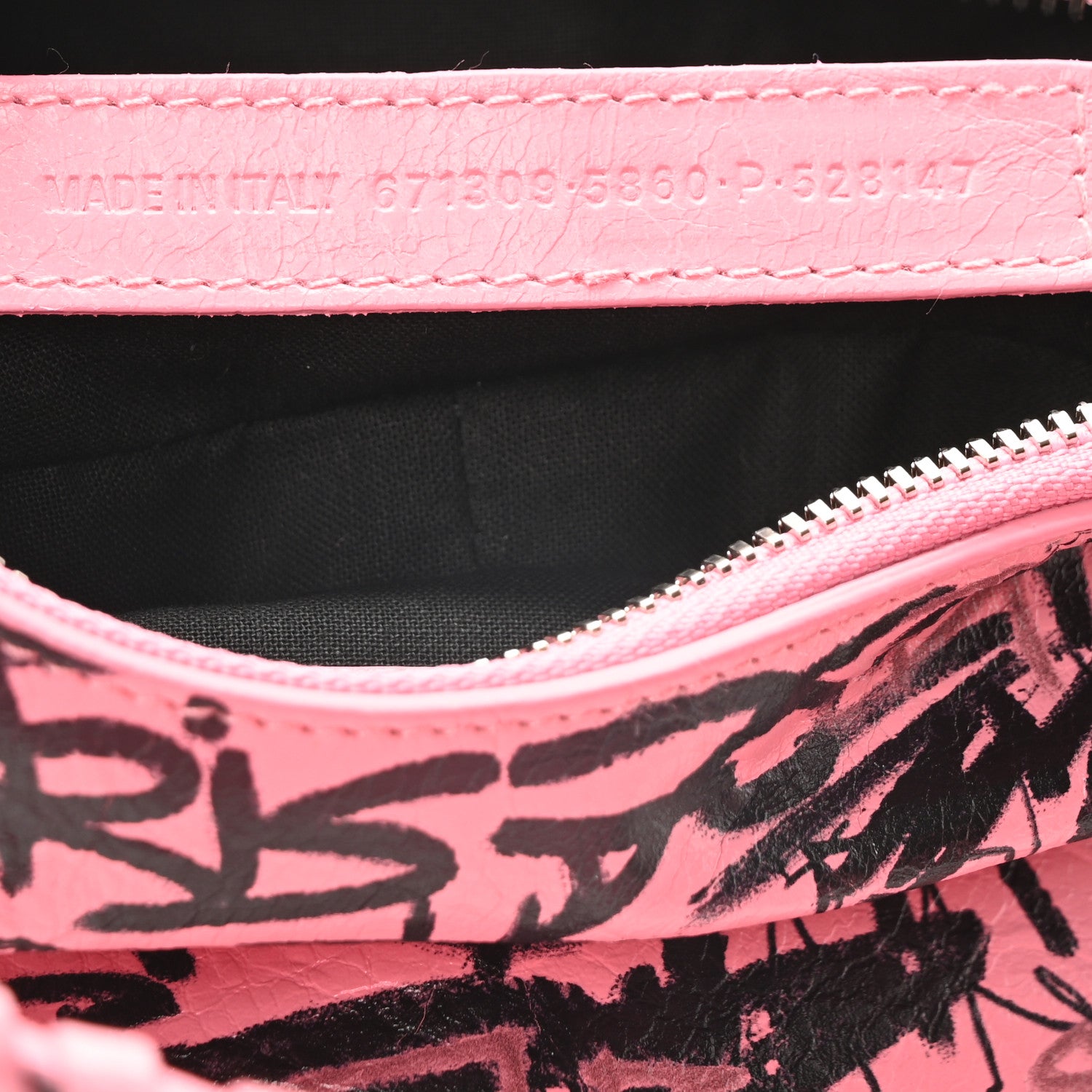 Balenciaga Agneau Arena Graffiti Le Cagole Shoulder Bag XS Sweet Pink 7 of 11
