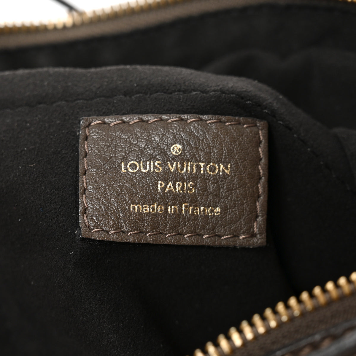 Louis Vuitton Mahina L Elephant Gris 6 of 9