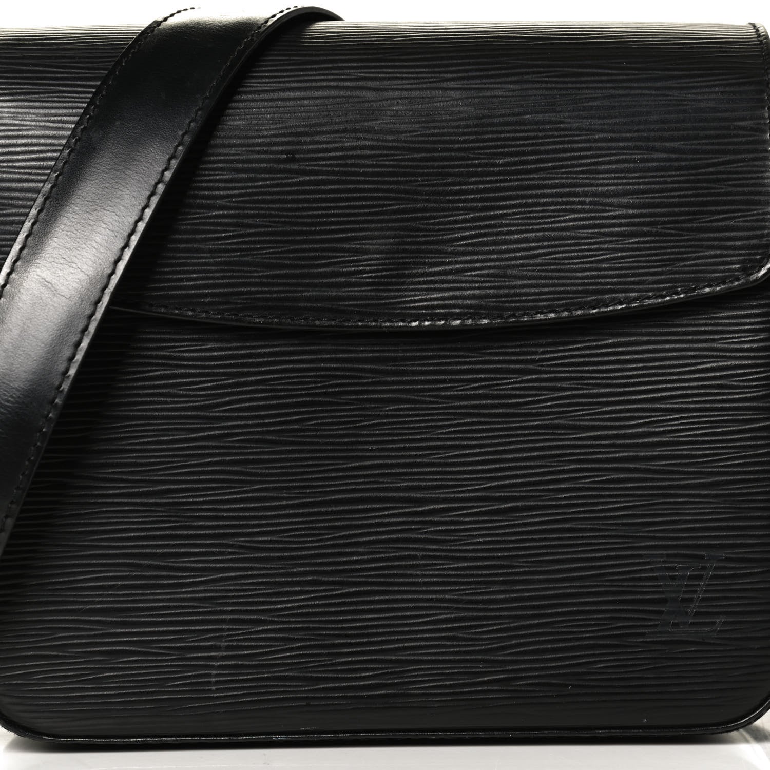 Louis Vuitton Epi Buci Black 8 of 13