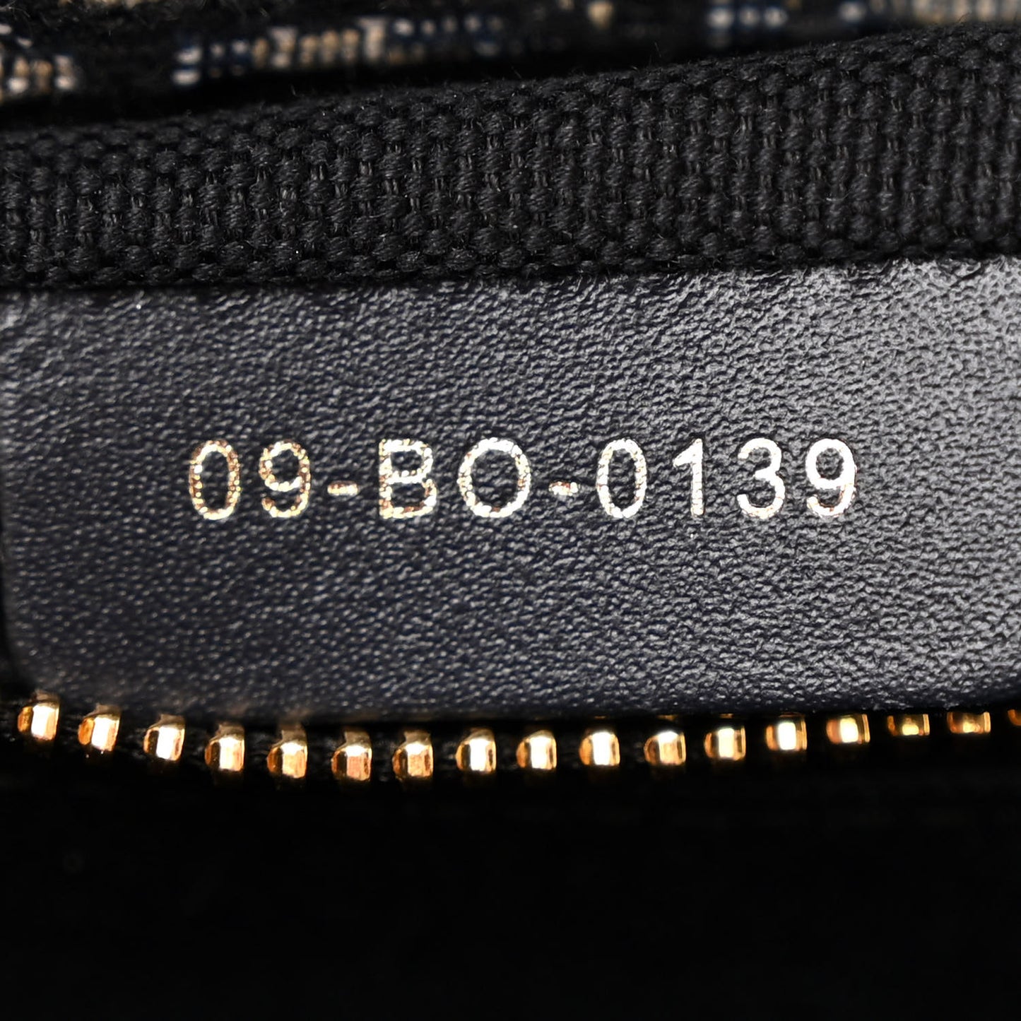 Oblique 30 Montaigne Flap Bag Blue
