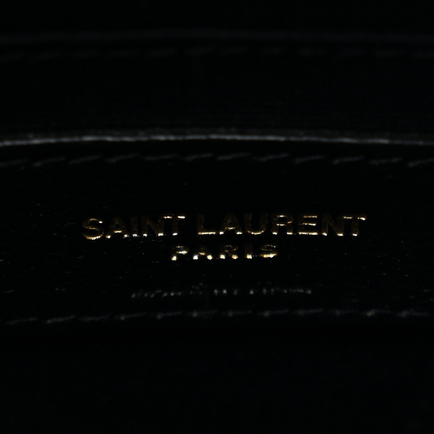 Saint Laurent Grain De Poudre Matelasse Chevron Quilted Round Vinyle Camera Bag Crema Soft 6 of 14