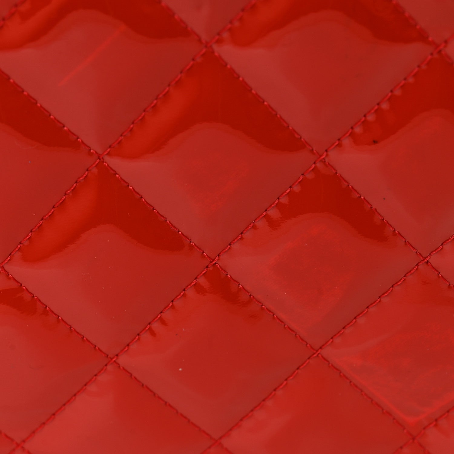 Chanel Patent Calfskin Quilted Valentine Hearts Medium O Cosmetic Case Red 9 of 9