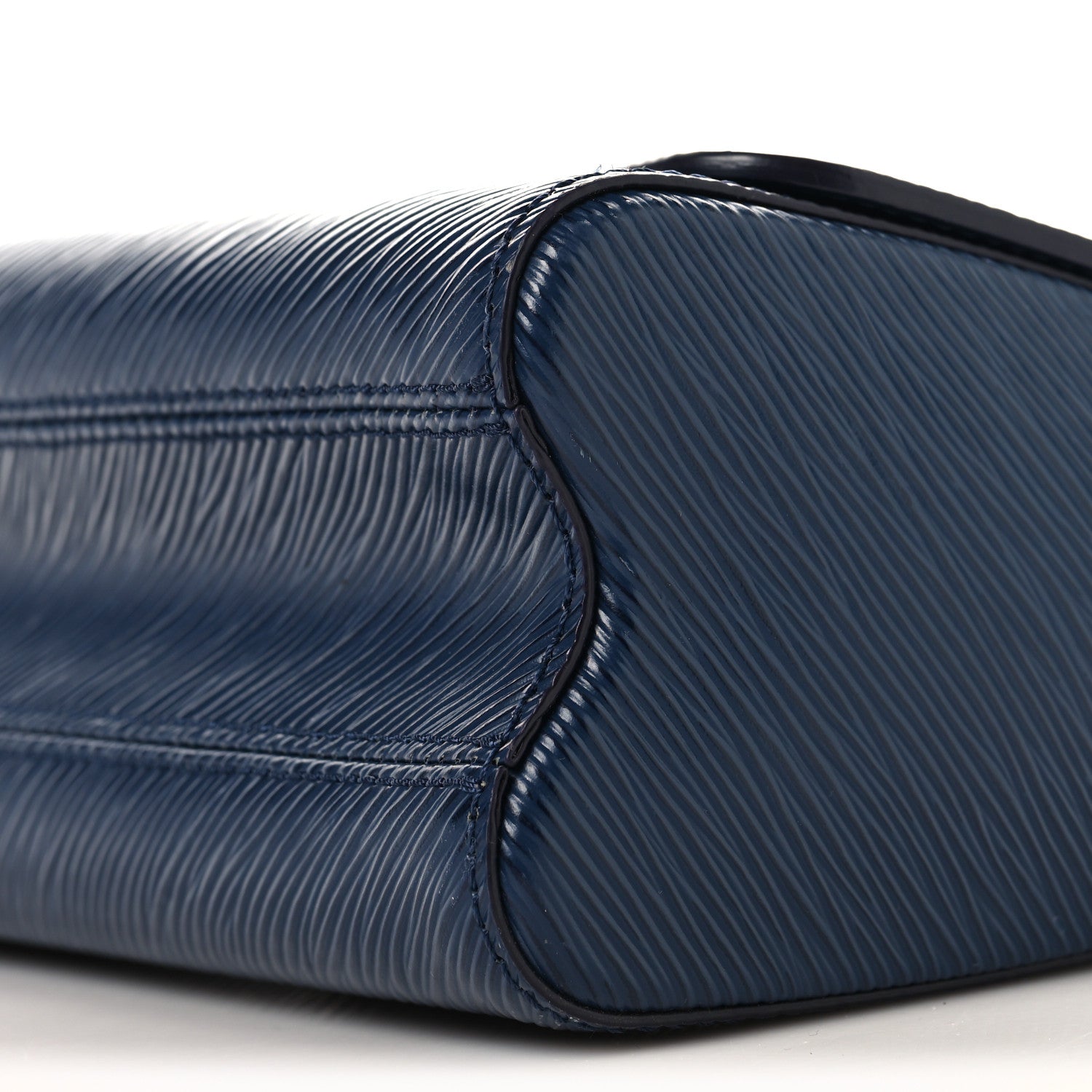 Louis Vuitton Epi Twist Shoulder Bag MM Indigo 1880339 – FASHIONPHILE