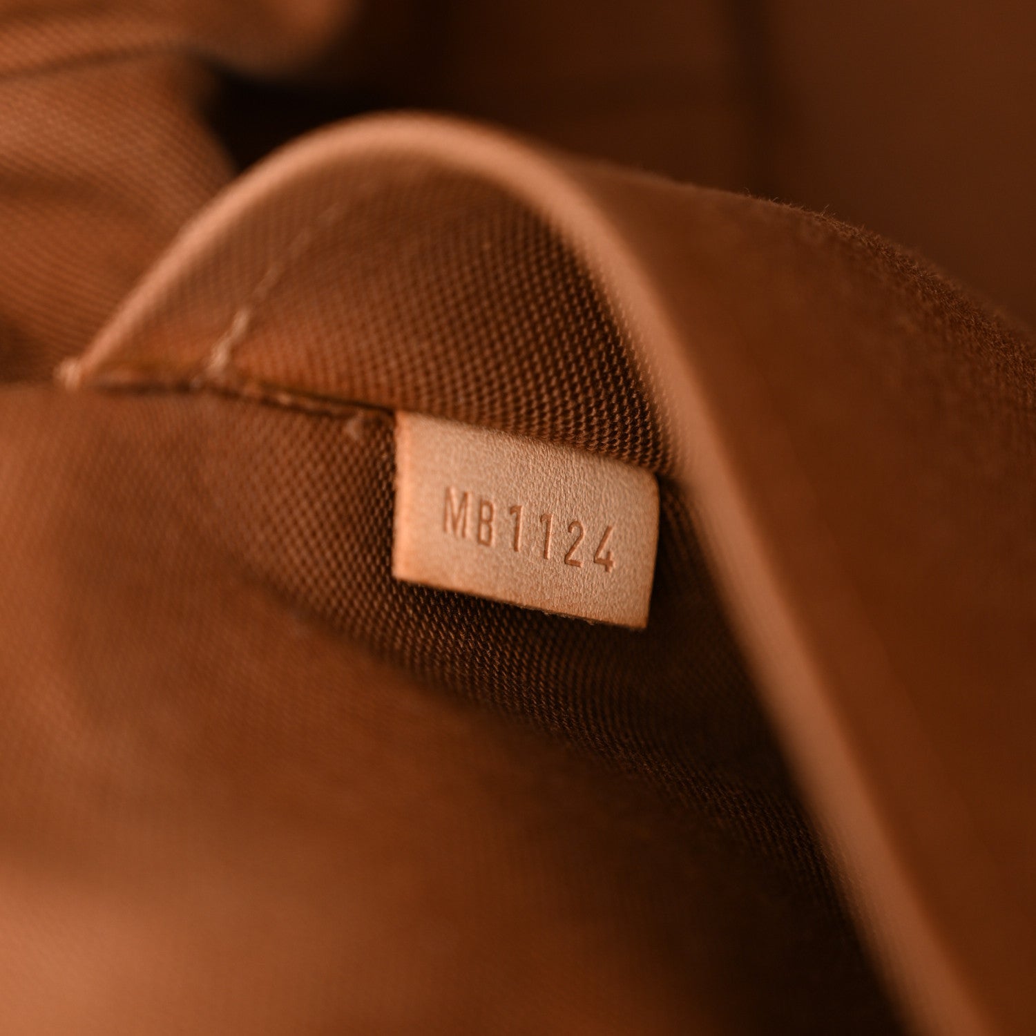 Louis Vuitton Monogram Tivoli PM 7 of 16
