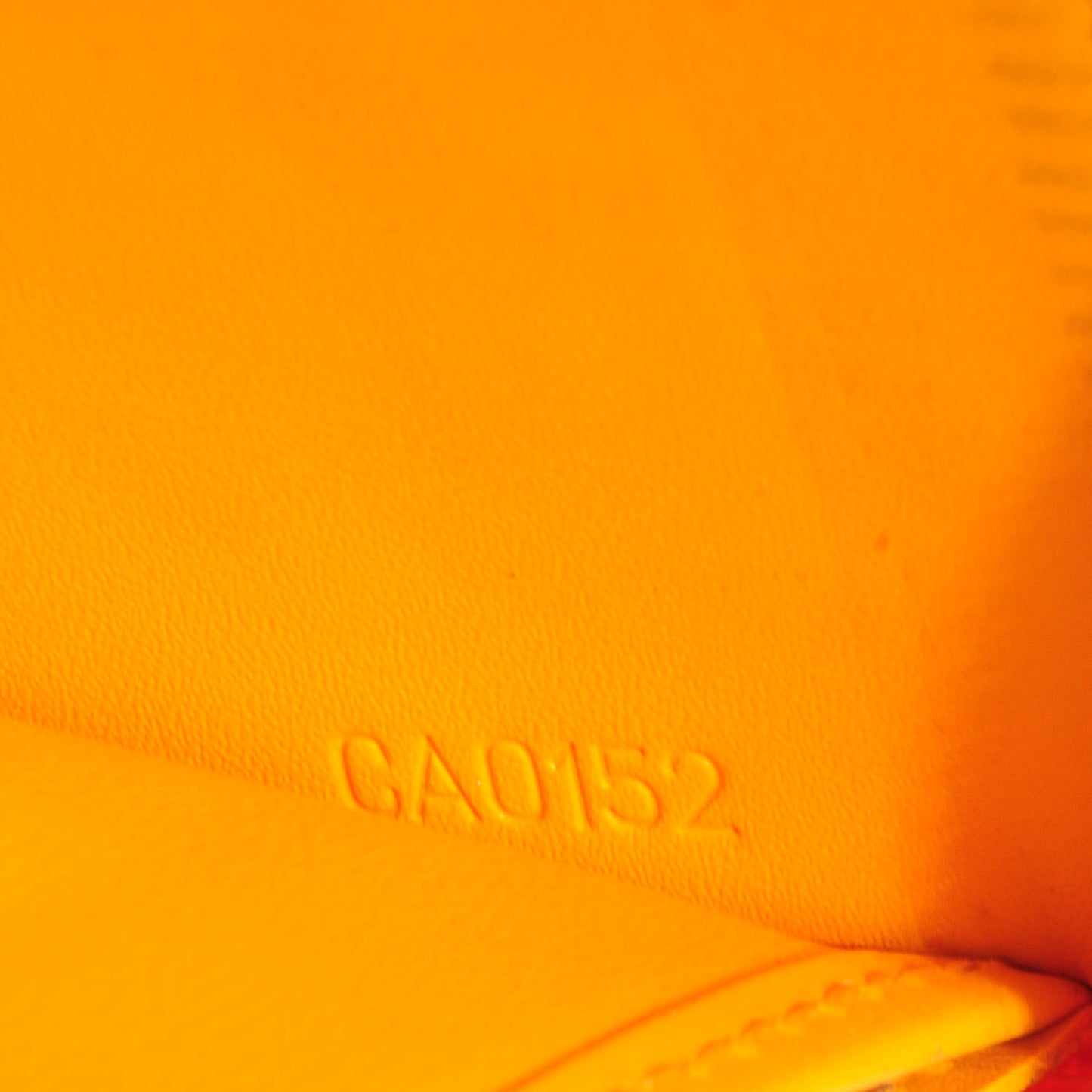 Vernis Zippy Wallet Jaune Passion