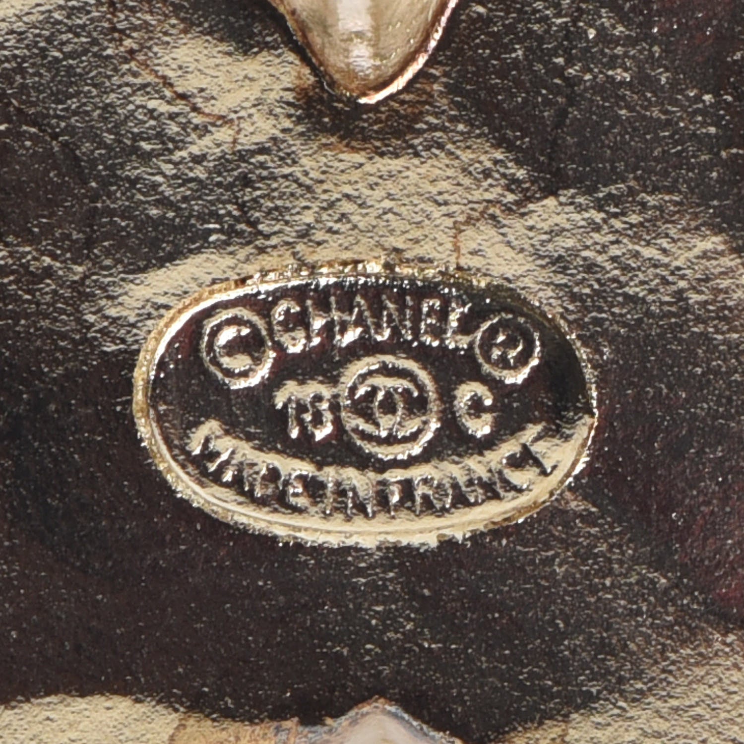 Chanel Resin CC Brooch Gold 4 of 6