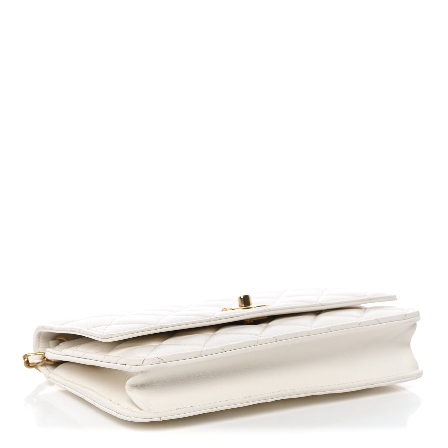Lambskin Quilted CC Pearl Crush Wallet on Chain WOC White