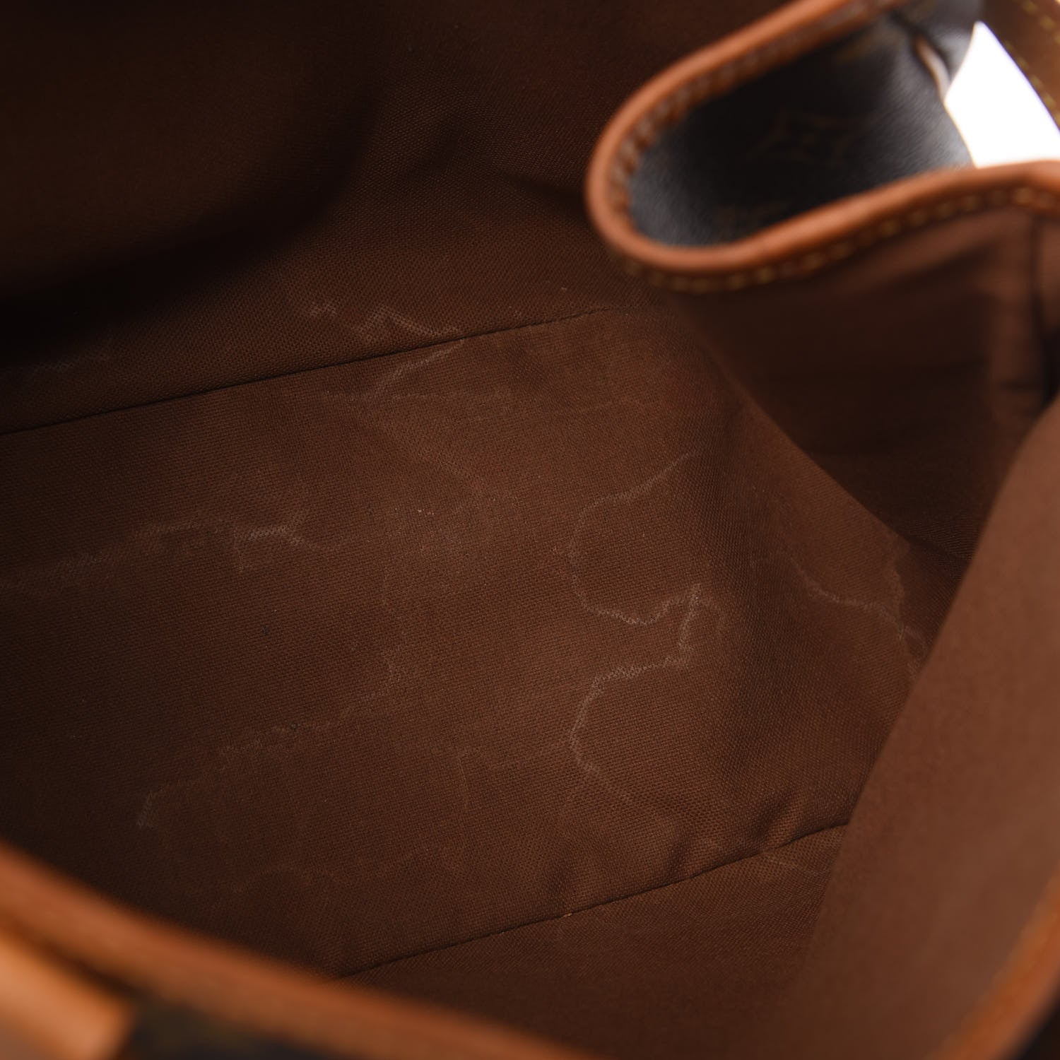 Louis Vuitton Monogram Batignolles Horizontal 11 of 12