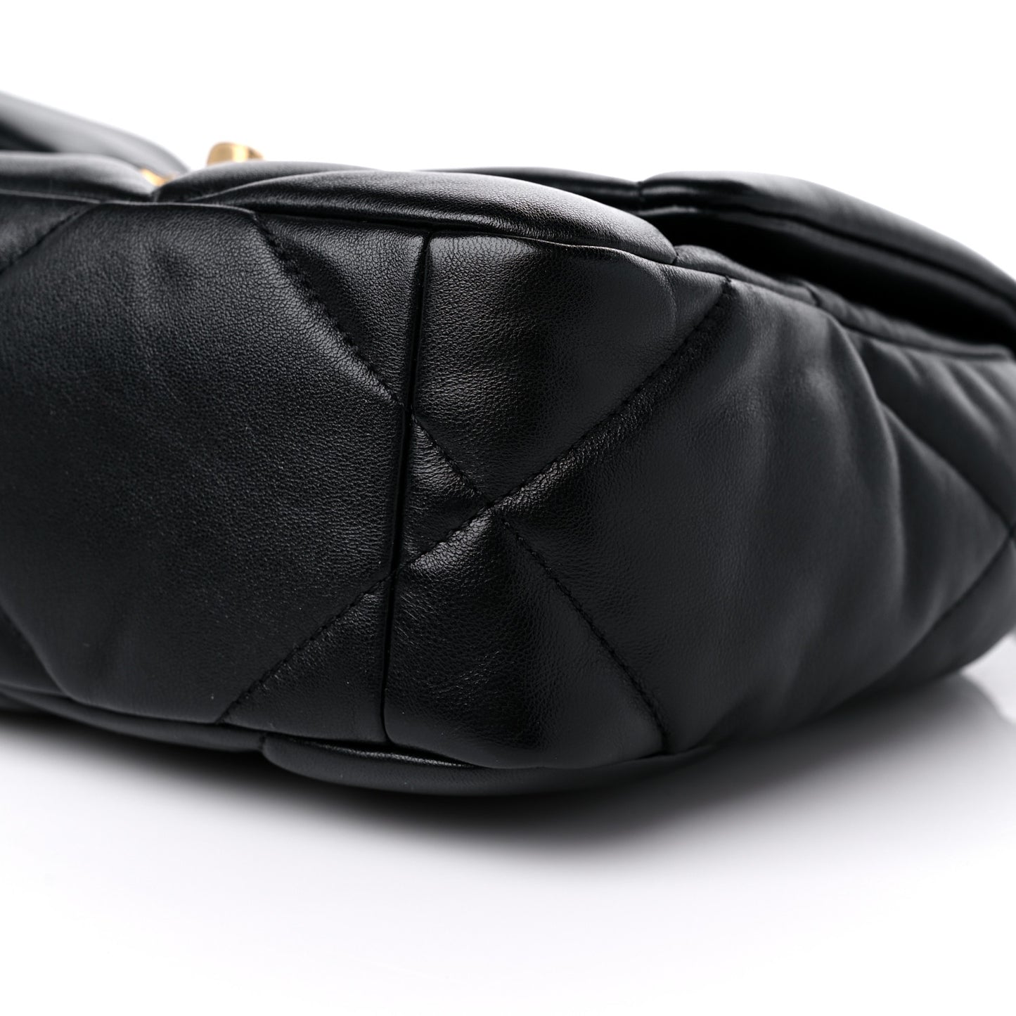 Lambskin Quilted Medium Chanel 19 Flap Black