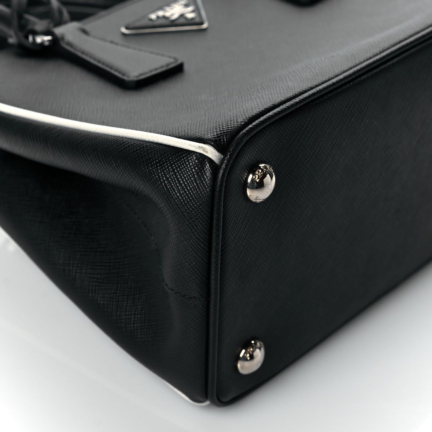 Saffiano Small Galleria Double Zip Tote Black