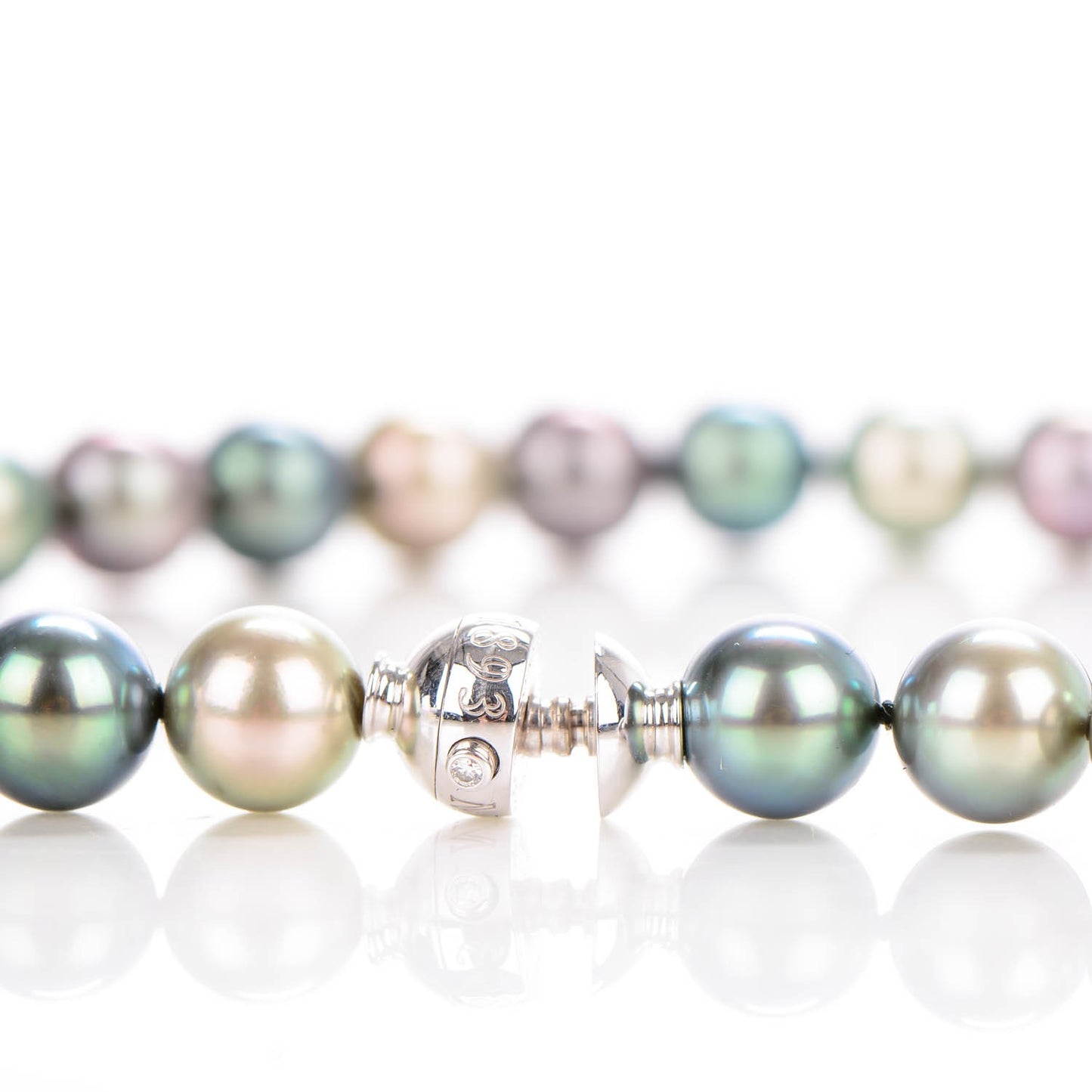 18K Gold Fusion Multicolored Black South Sea Cultured Pearl 10mm Strand Necklace 17