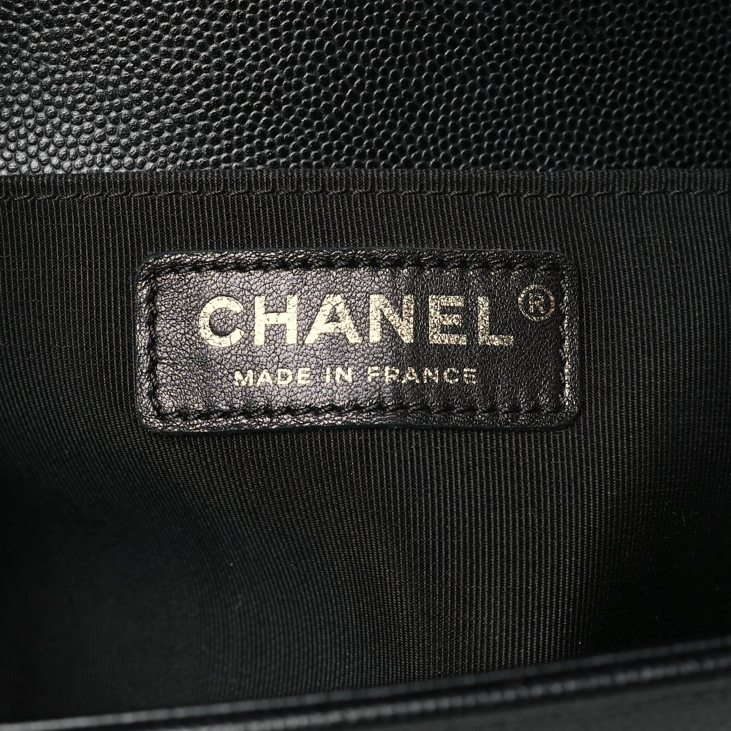 Caviar Quilted Medium Boy Flap Black