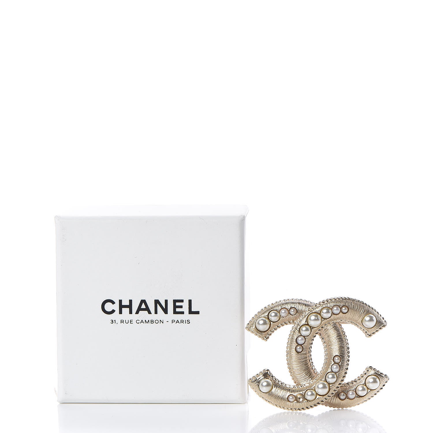 Chanel Pearl CC Brooch Gold 5 of 5