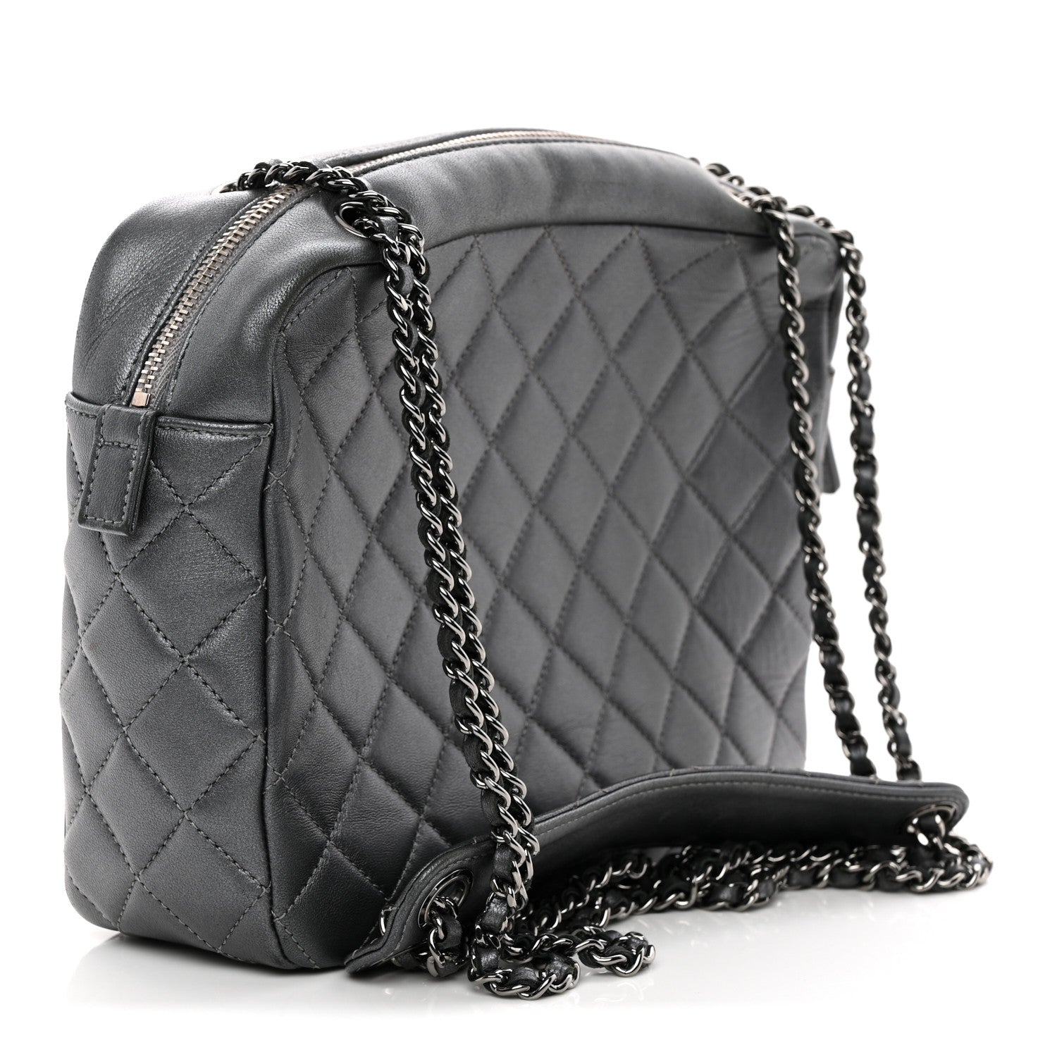 CHANEL パース シルバーデザイン ノベルティ Chanel Metallic Lambskin Plexiglass Evening Art Camera Case Silver
