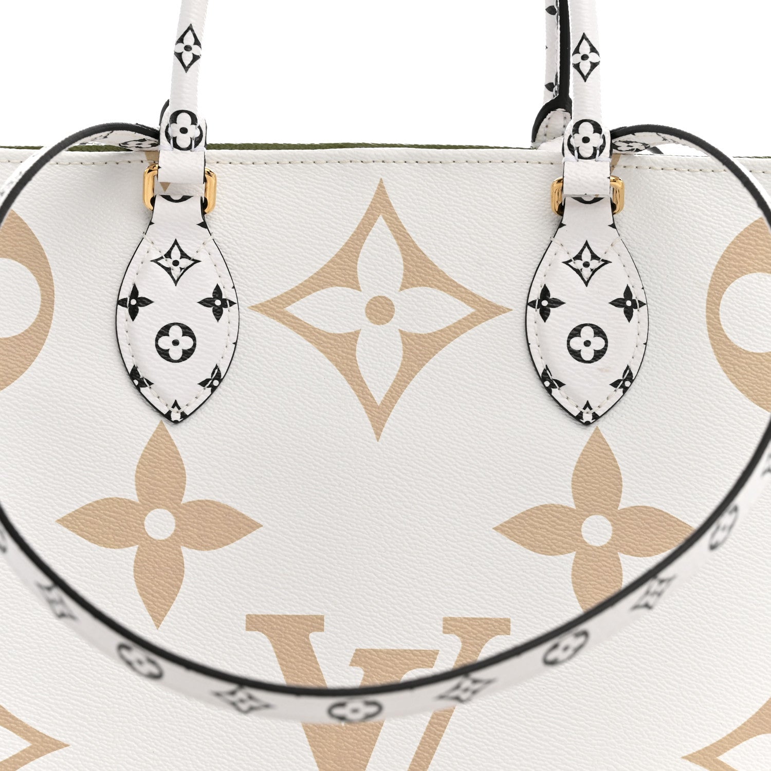 Louis Vuitton Monogram Giant Onthego GM Kaki Beige 7 of 9