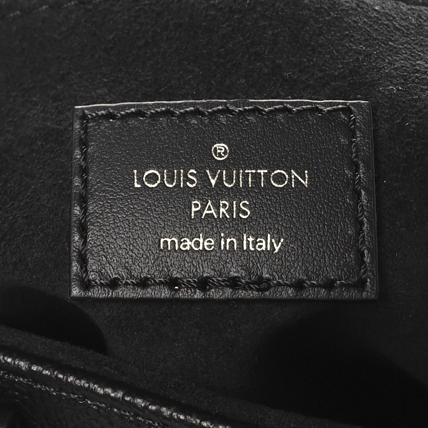 Louis Vuitton Empreinte Monogram Giant Onthego PM Black 6 of 9