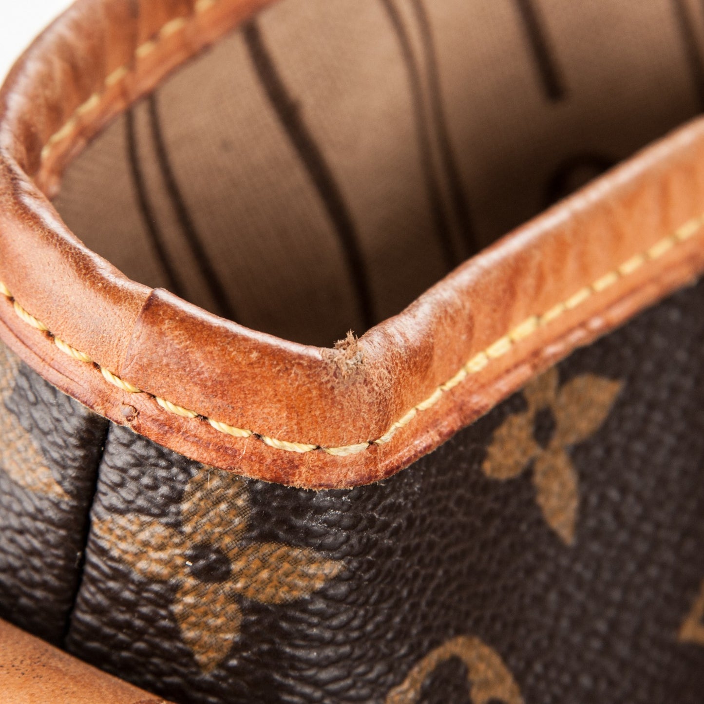 Monogram Delightful MM