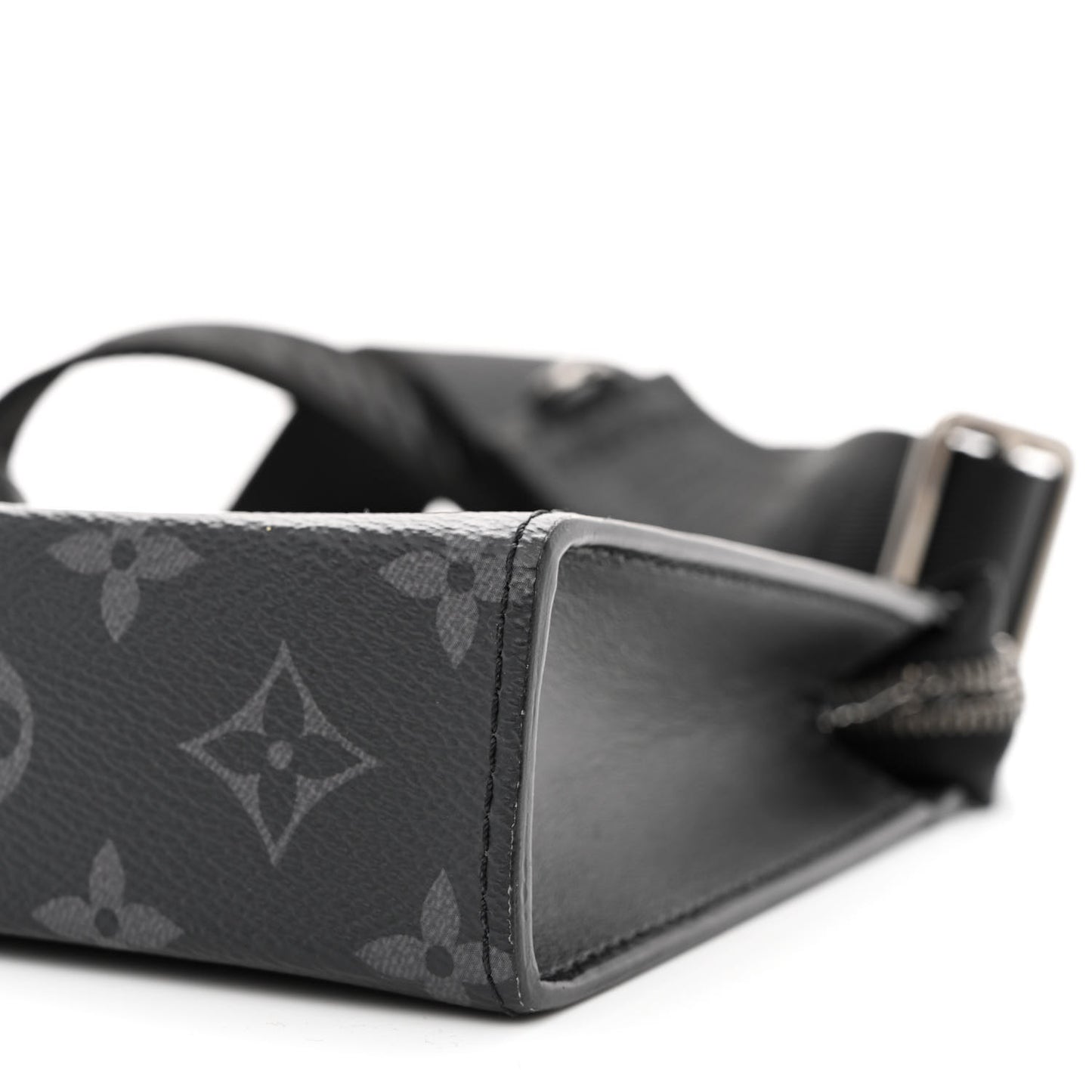 Reverse Monogram Eclipse Gaston Wearable Wallet