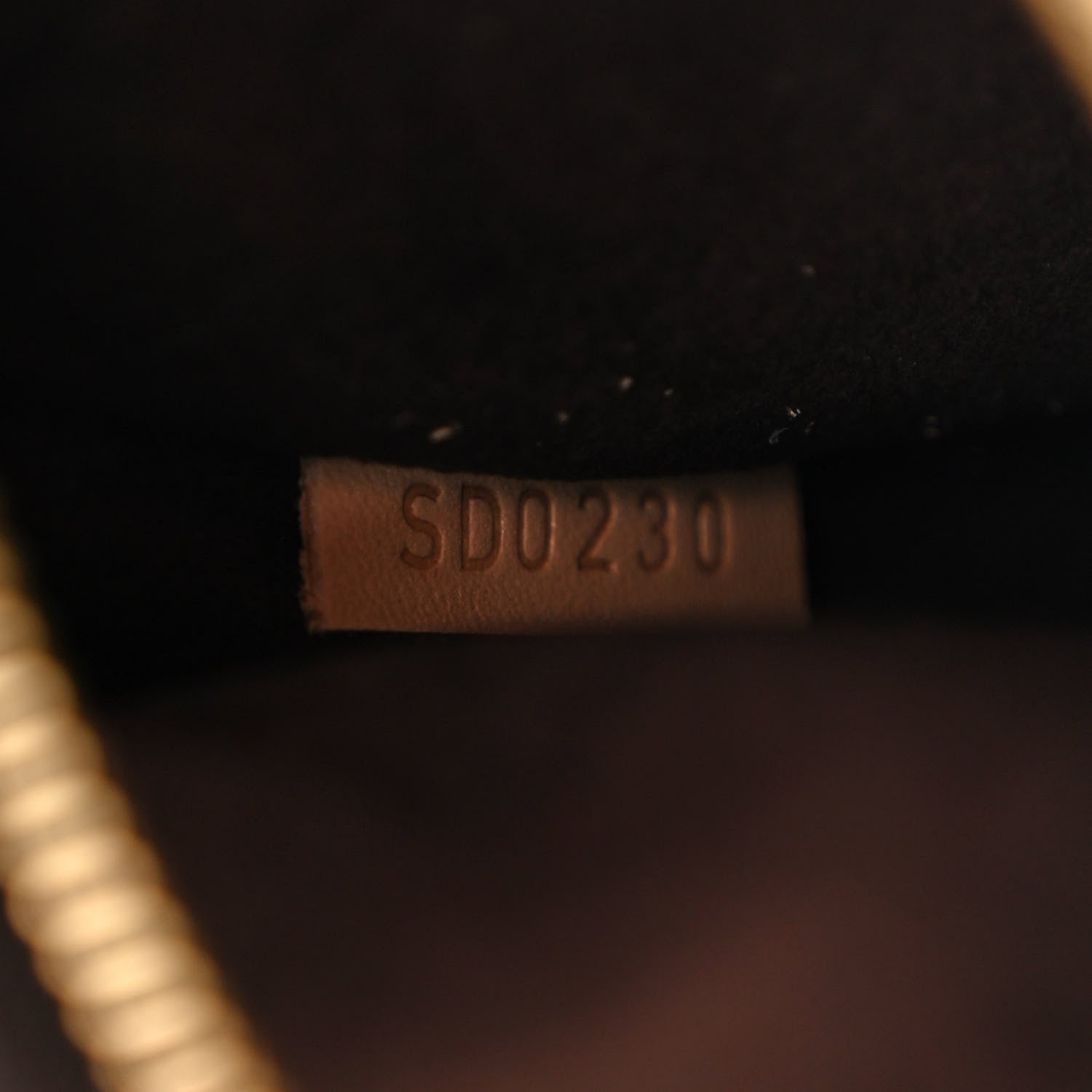 Louis Vuitton Monogram Pochette Metis 8 of 12