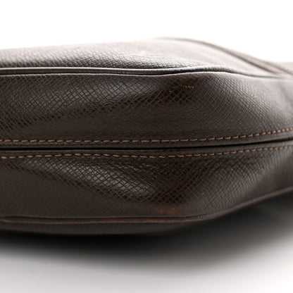 Louis Vuitton Taiga Dimitri Grizzli 10 of 16