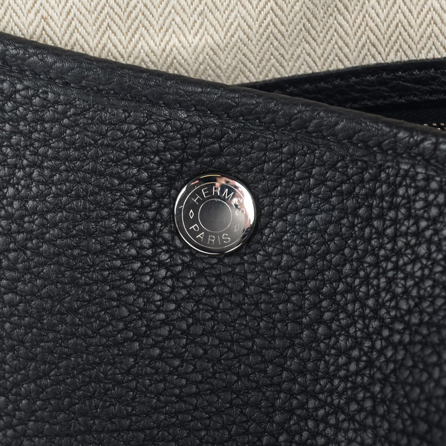 Negonda Garden Party Tote 36 MM Black