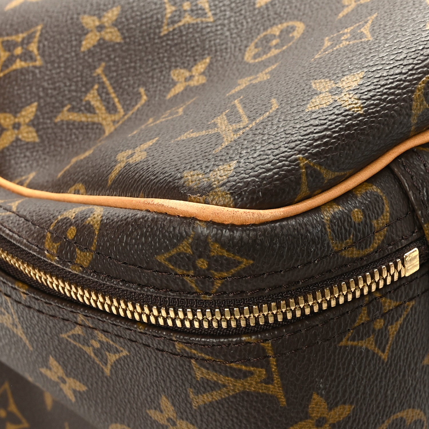 Louis Vuitton Monogram Alize 24 Heures Luggage 9 of 10