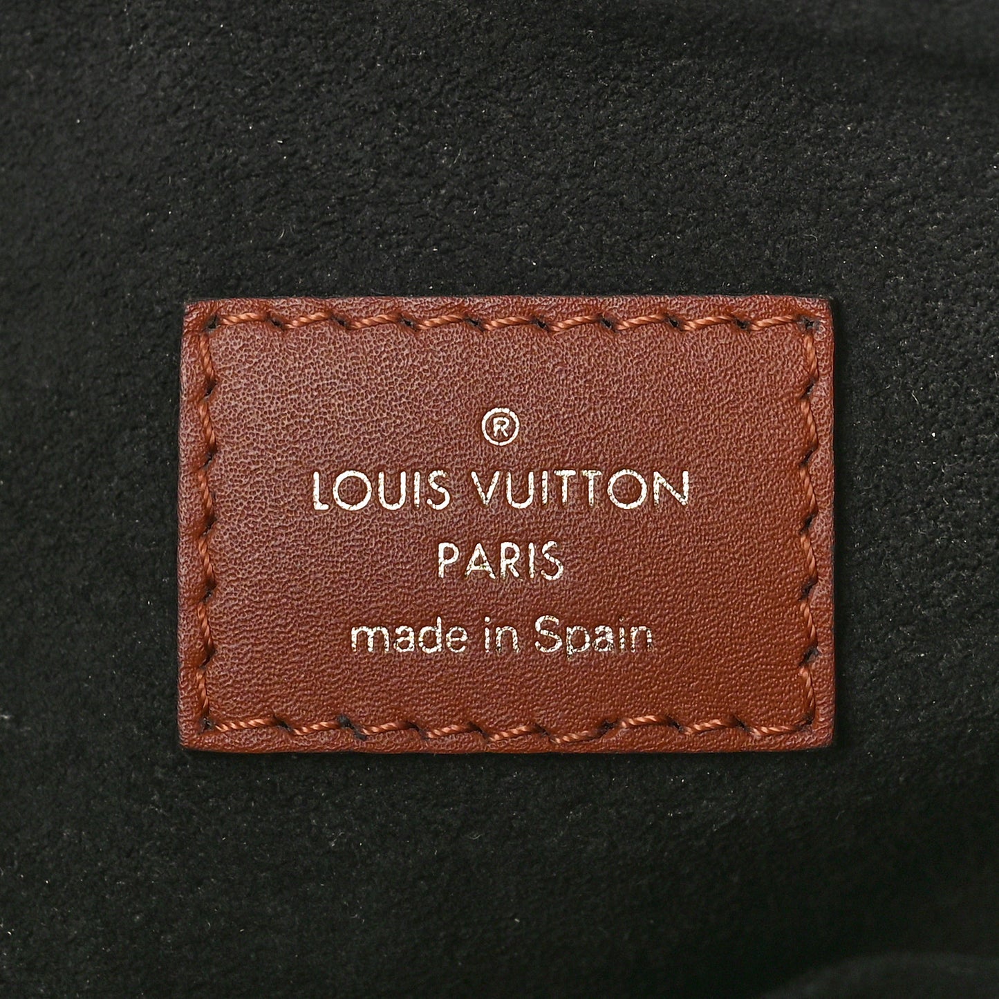 Monogram V Tote MM Black