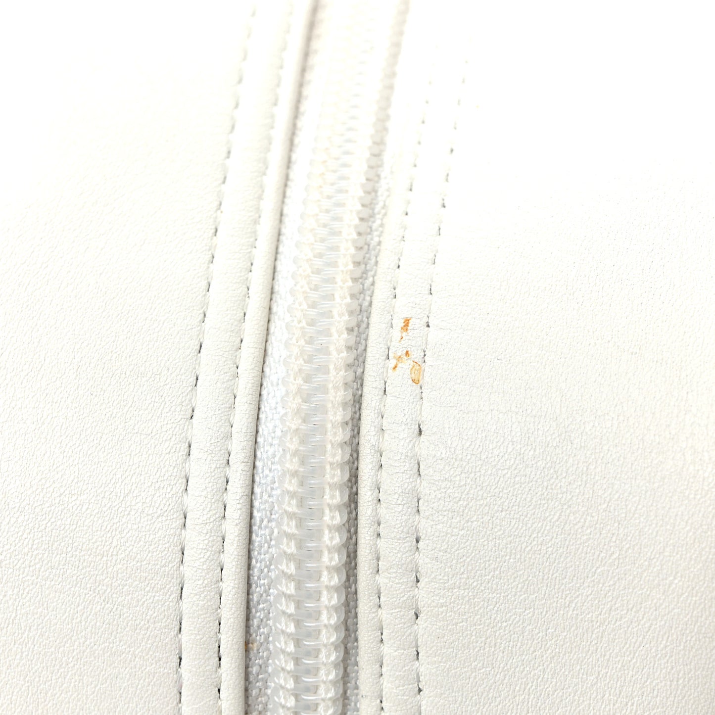 Calfskin Python Quilted Large Cambon Bowler White
