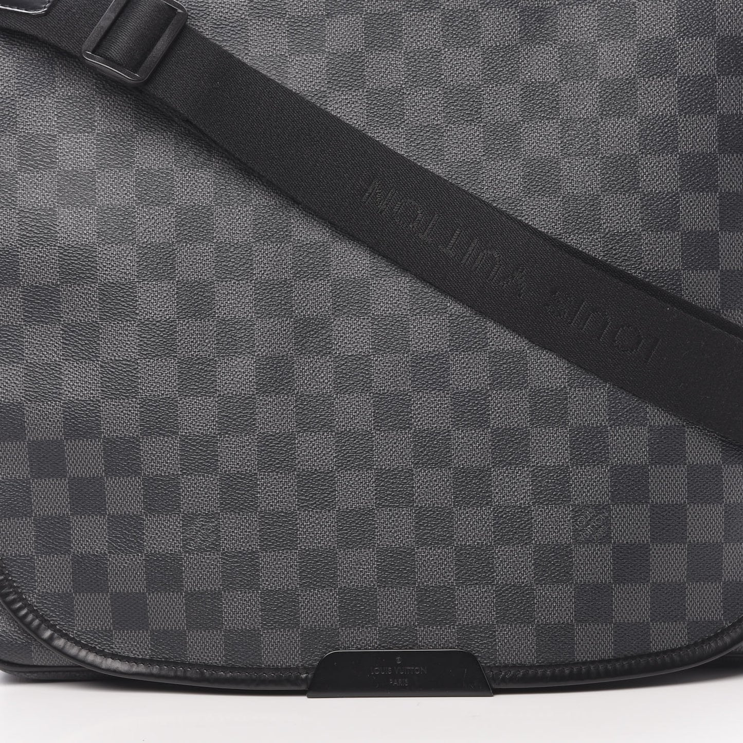 Damier Graphite Daniel GM
