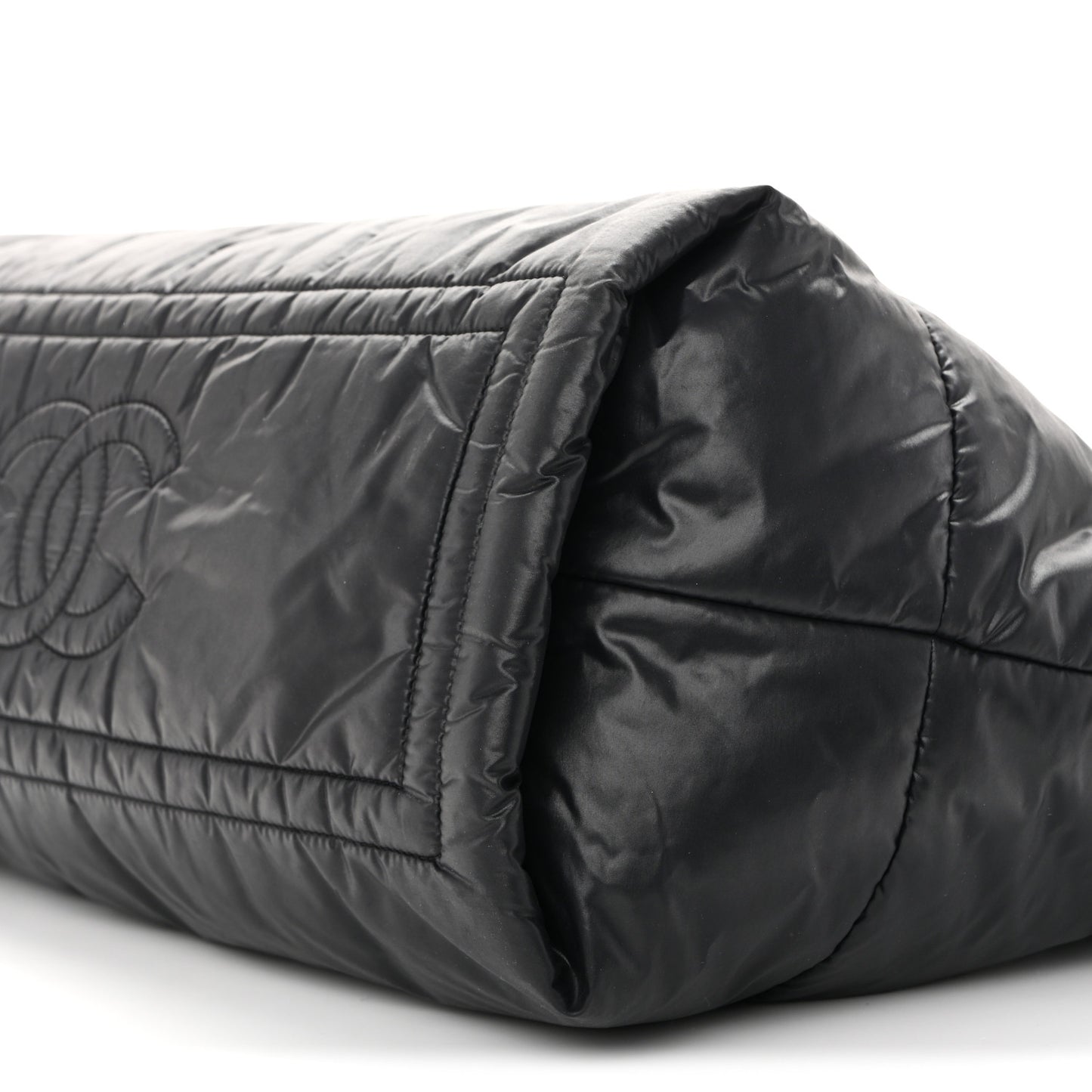 Lambskin Quilted Large Coco Cocoon Reversible Tote Black
