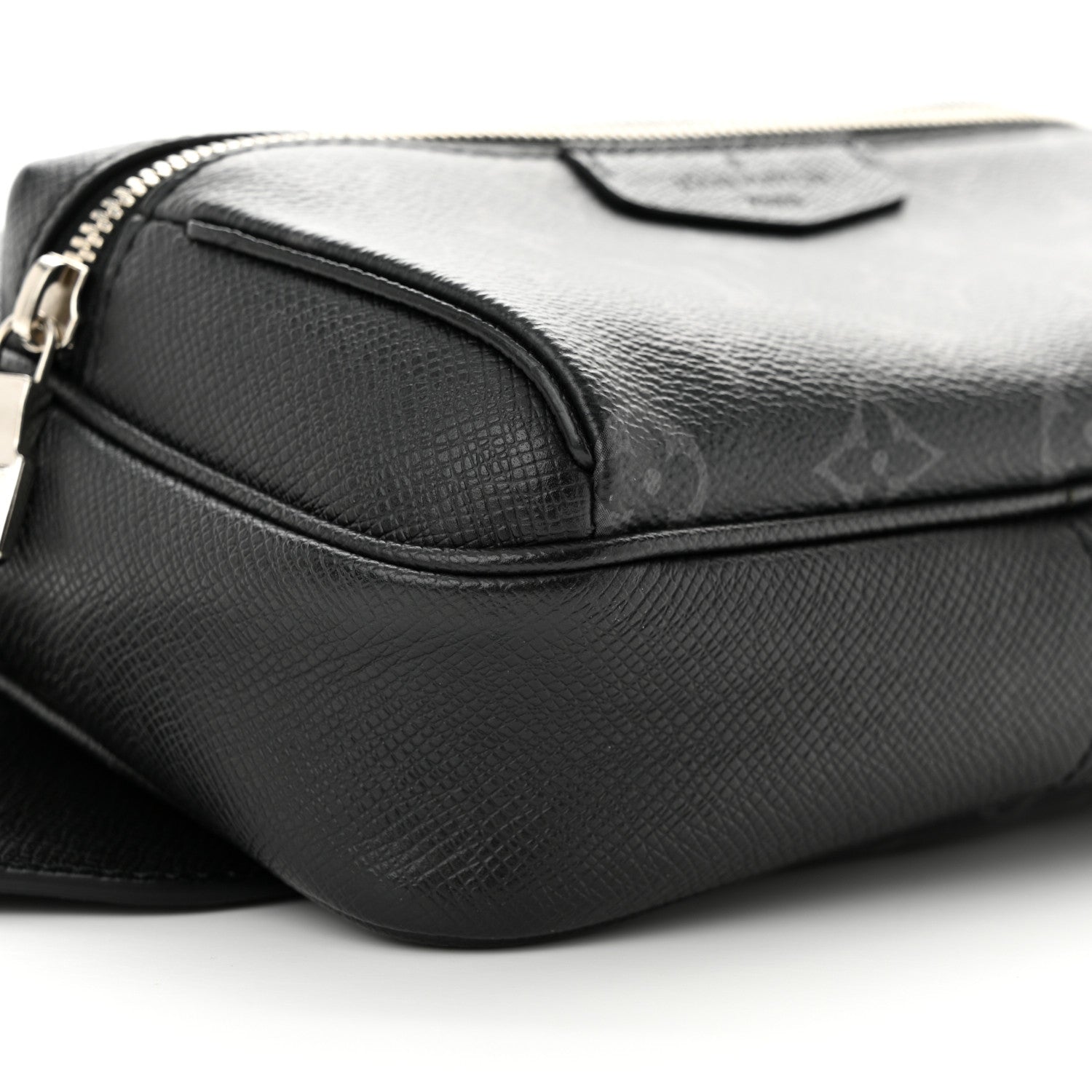 Louis Vuitton LOUIS VUITTON Taiga Monogram Outdoor Bumbag Black 8 of 9