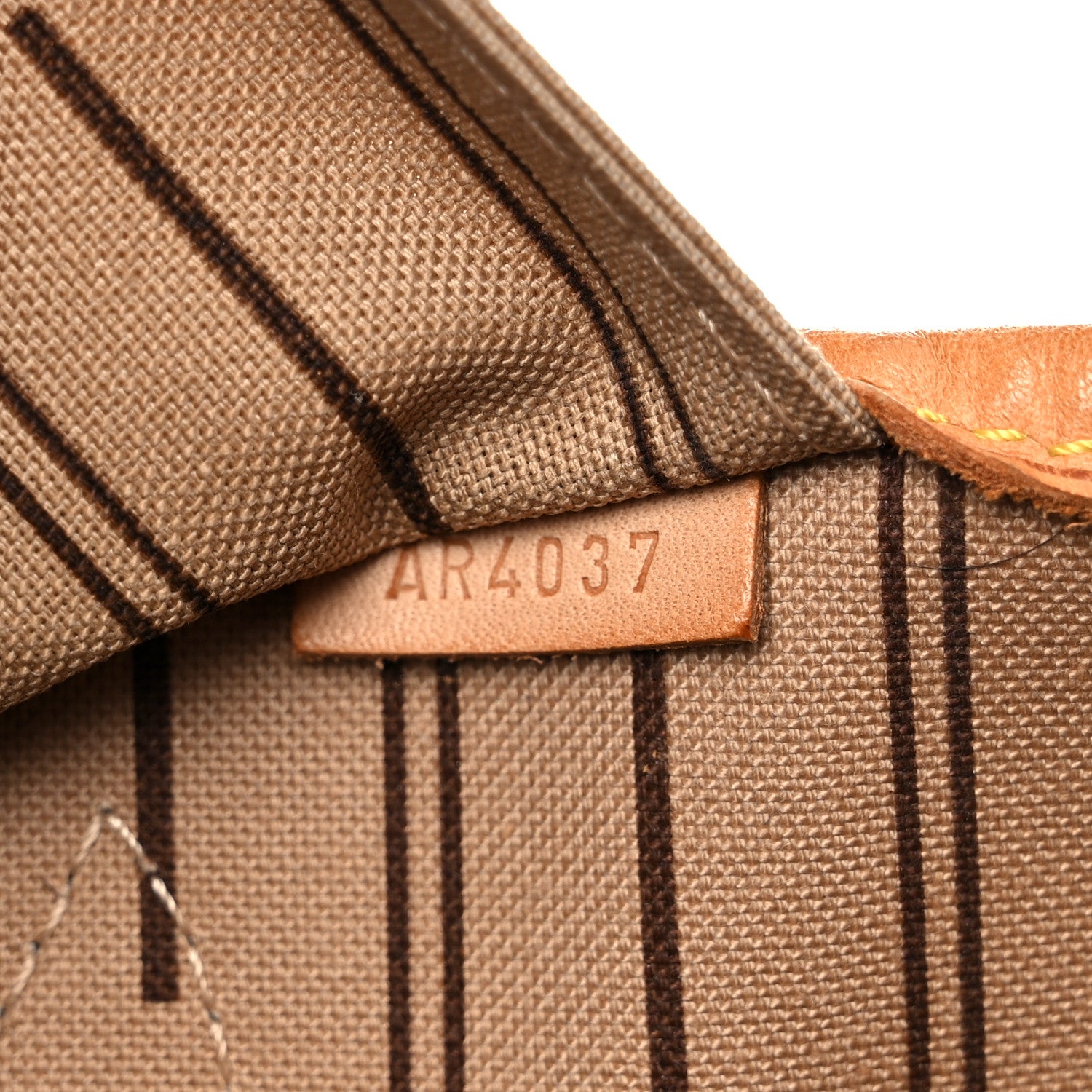 Louis Vuitton Monogram Neverfull MM 6 of 28